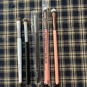 Bundle of 5 Eye Shadow brushes